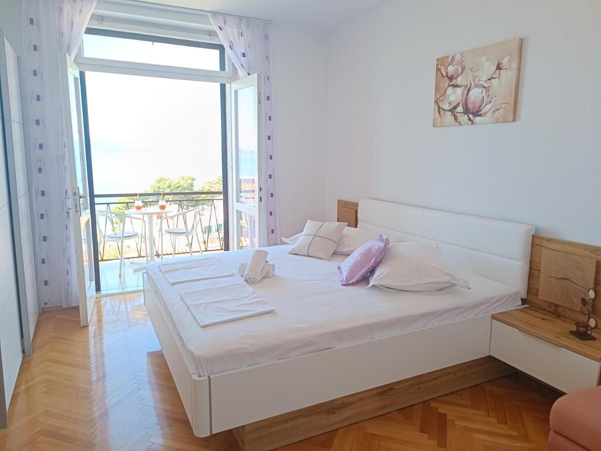 Apartments Niki Brela Luaran gambar