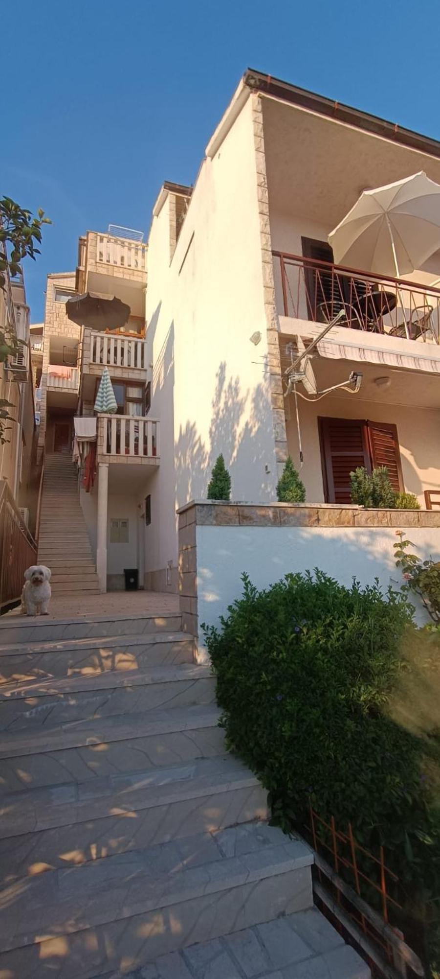 Apartments Niki Brela Luaran gambar
