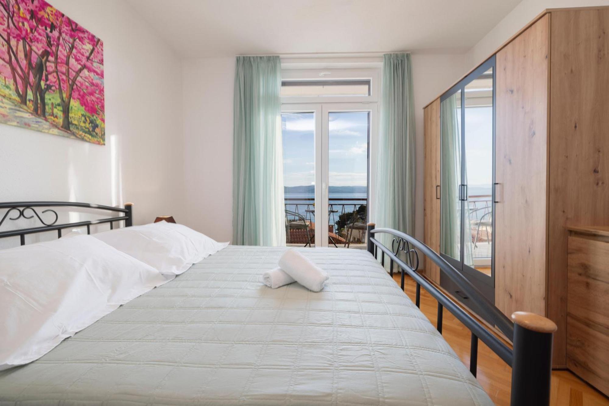 Apartments Niki Brela Luaran gambar