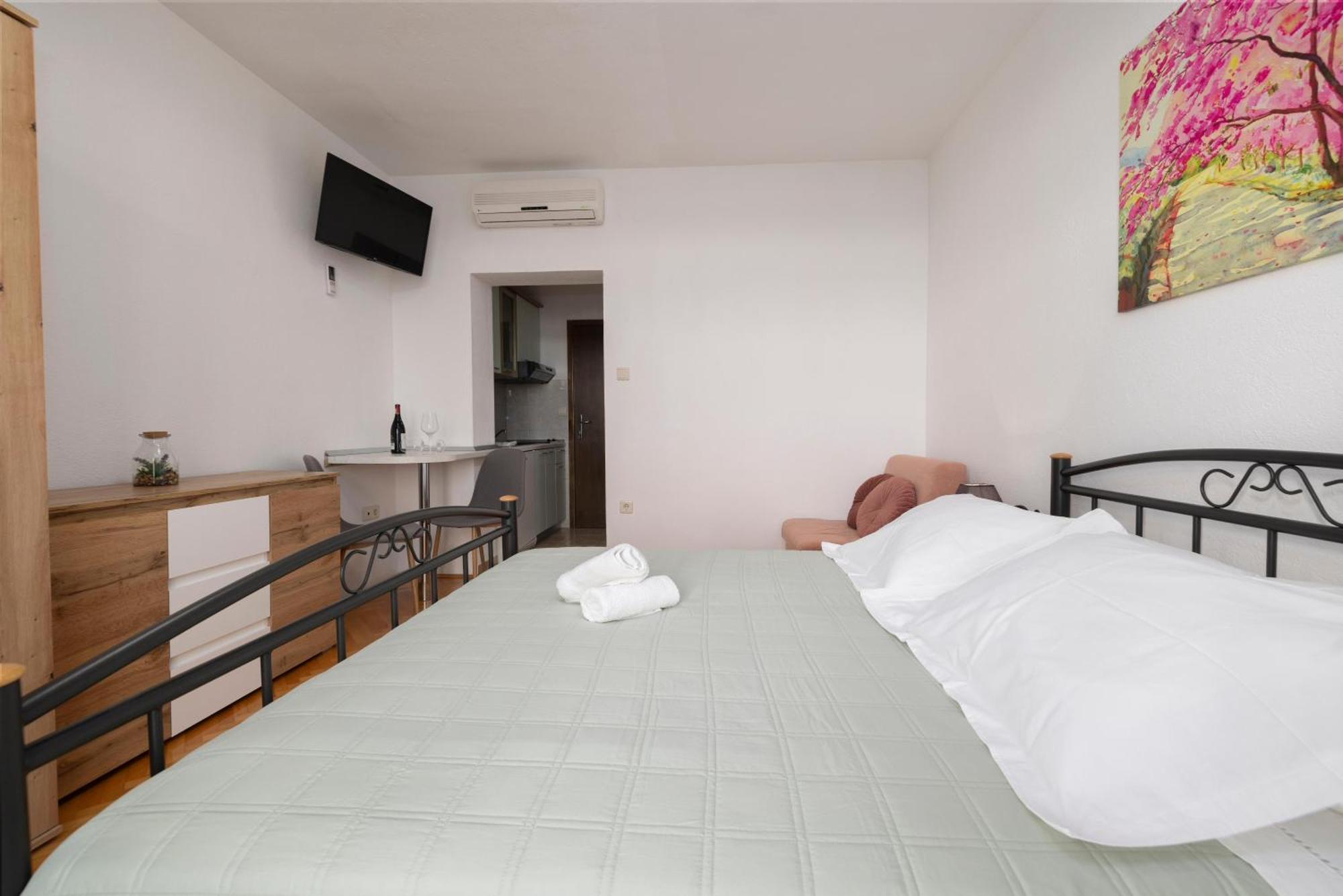 Apartments Niki Brela Luaran gambar